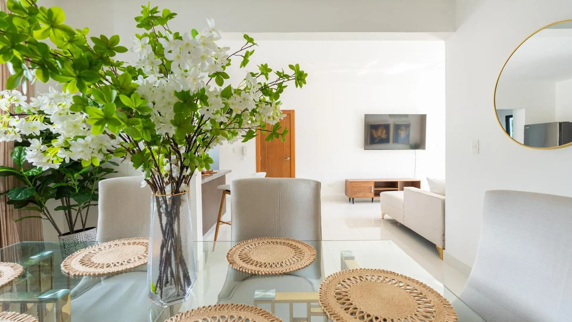 Santiago Oasis With Pool, Gym, & Free Parking Apartman Santiago de los Caballeros Dominikai Köztársaság