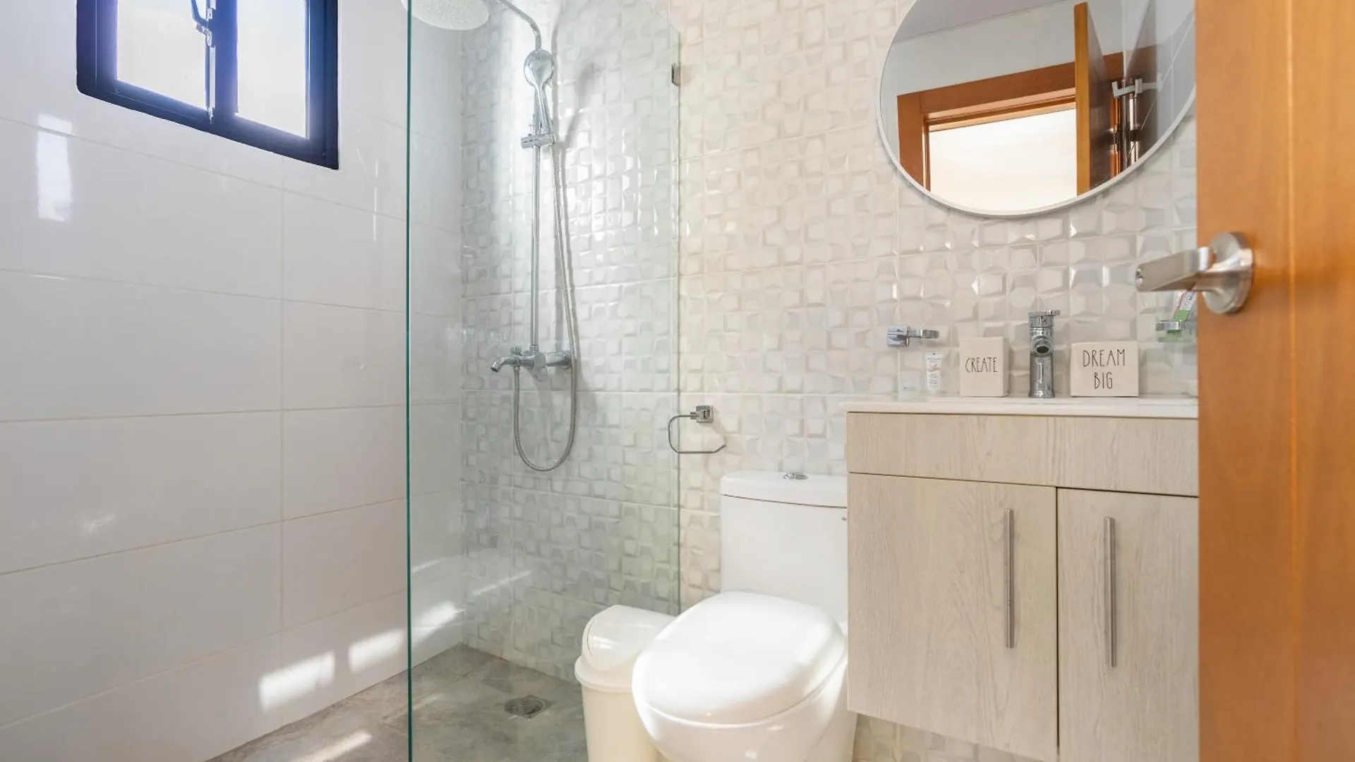 Santiago Oasis With Pool, Gym, & Free Parking Apartman Santiago de los Caballeros